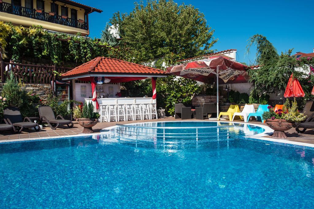 Chiflika Family Hotel Асеновград Екстер'єр фото