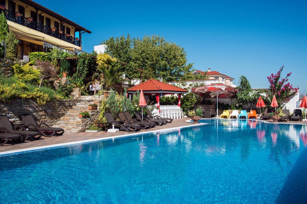 Chiflika Family Hotel Асеновград Екстер'єр фото